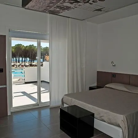 Salice منتجع 4*