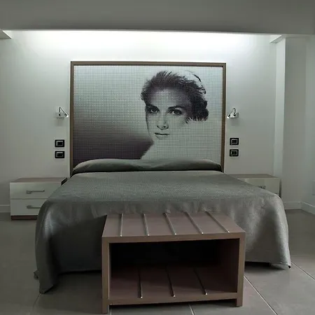 Salice Θέρετρο