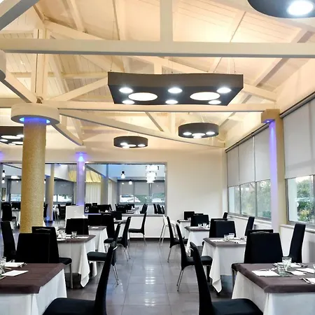 Salice مارينا دي سكيافوني